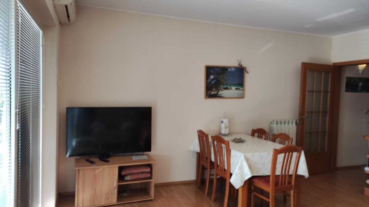 Tomisic Apartman *